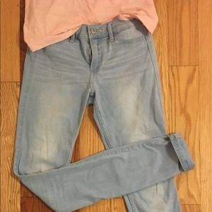 Hollister light wash skinny jeans- legging feel